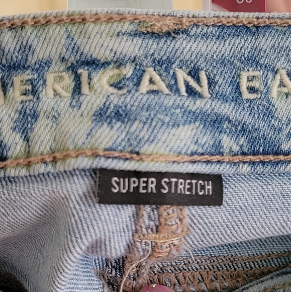 AMERICAN EAGLE OUTFITTERS Super Stretch Distressed Denim Jeans Size 6 - Picture 3 of 7